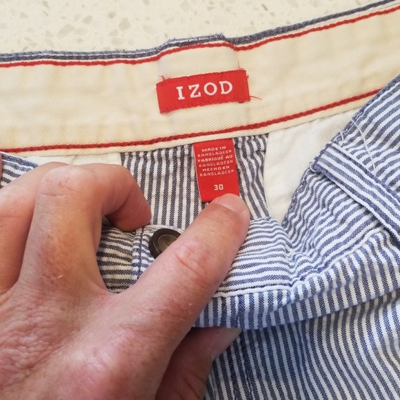 Izod Shorts - Picture 2 of 3